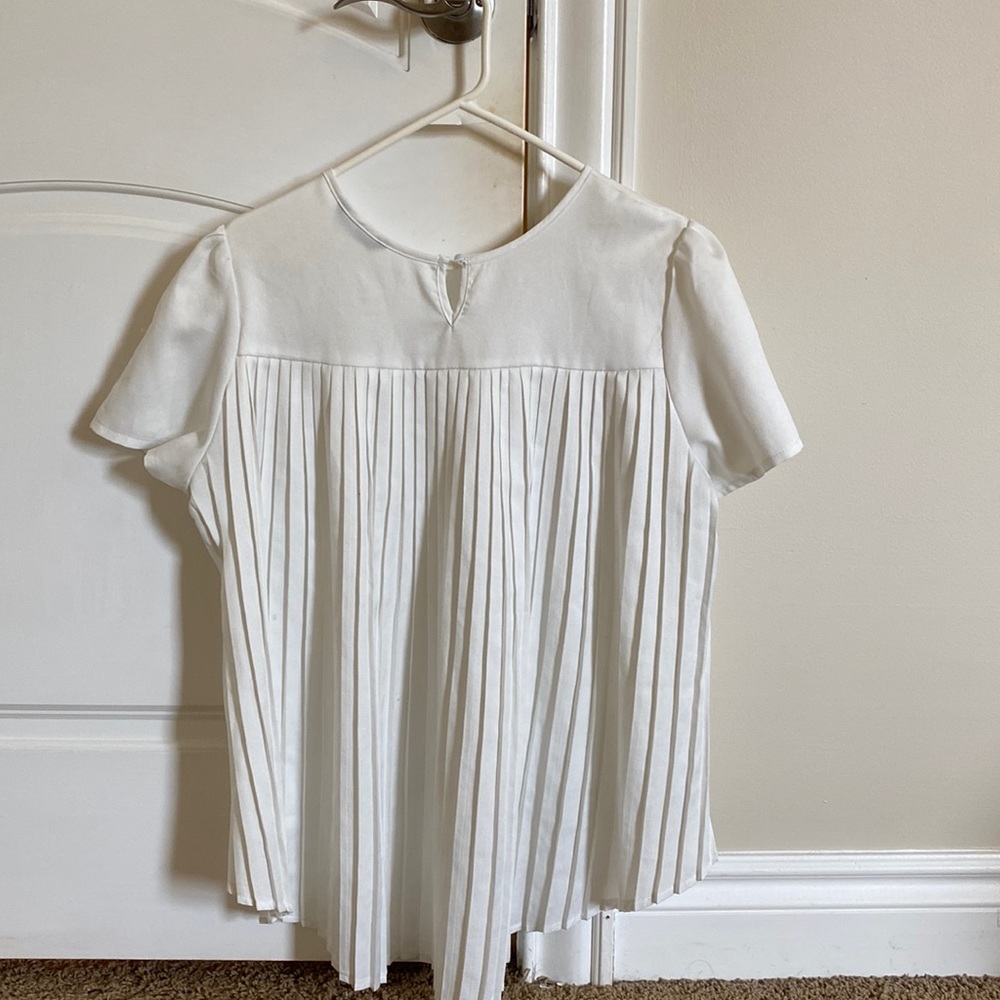 SHEIN white top